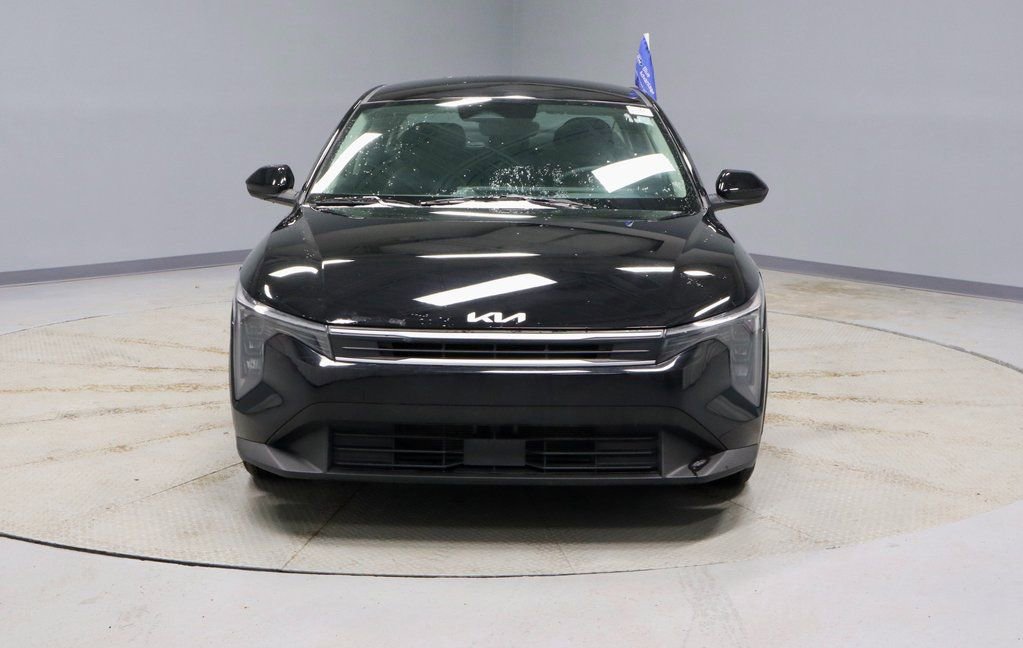 Used 2025 Kia K4 LXS image 5