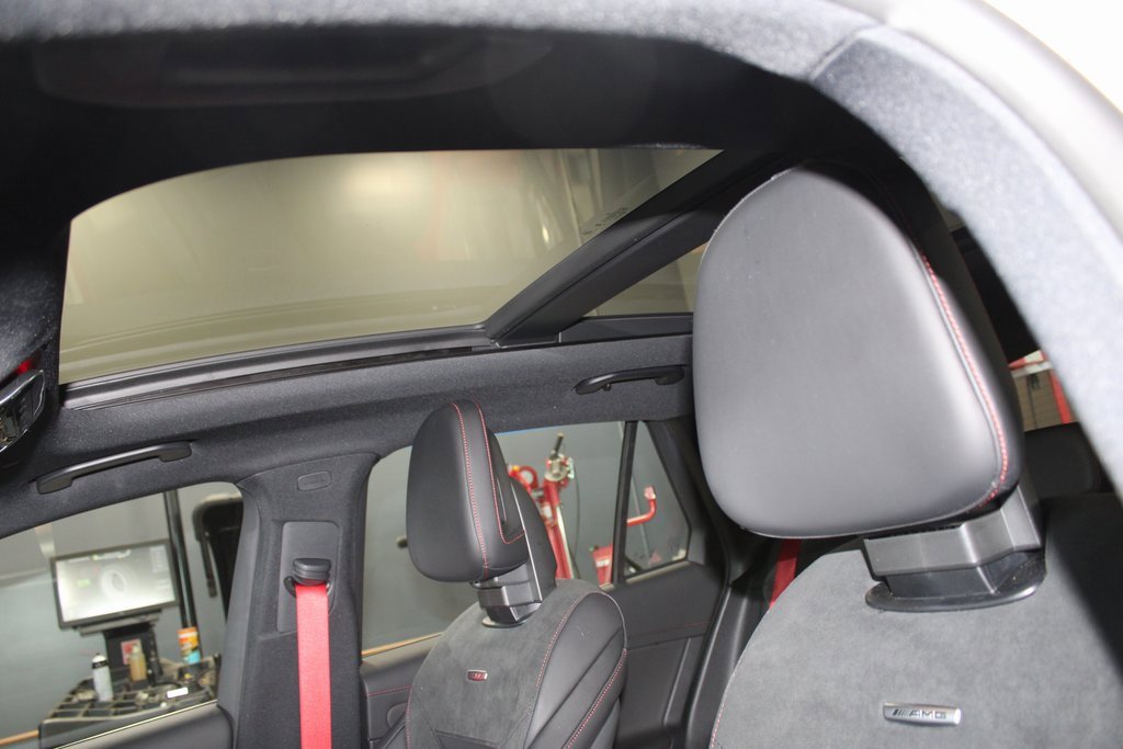 Used 2024 Mercedes-Benz GLC 43 AMG 4MATIC image 39