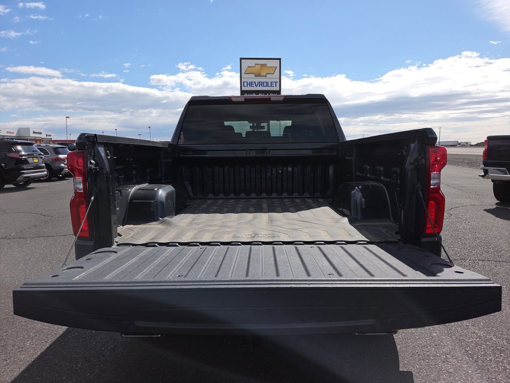 Used 2021 Chevrolet Silverado 1500 RST w/ Z71 Off-Road Package AWD/4WD image 19
