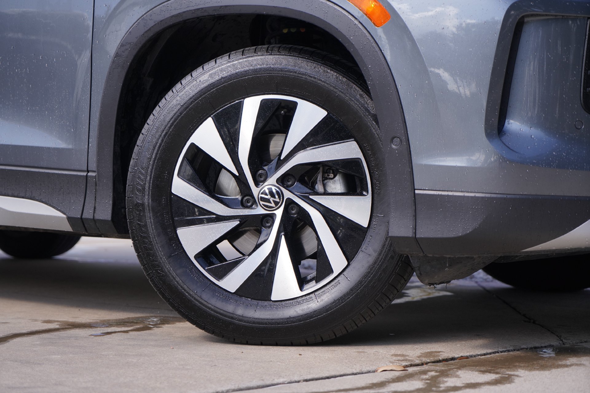 Certified 2026 Volkswagen Tiguan S FWD image 3