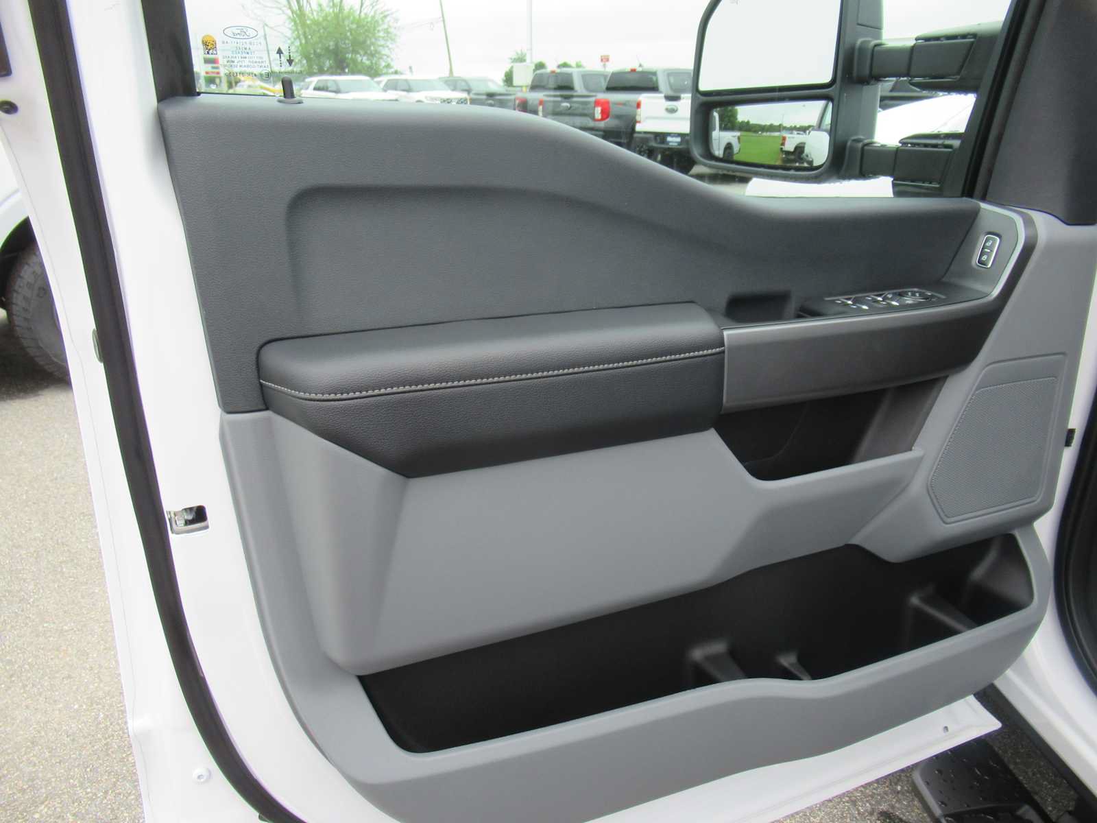 New 2026 Ford F350 XLT AWD/4WD image 21