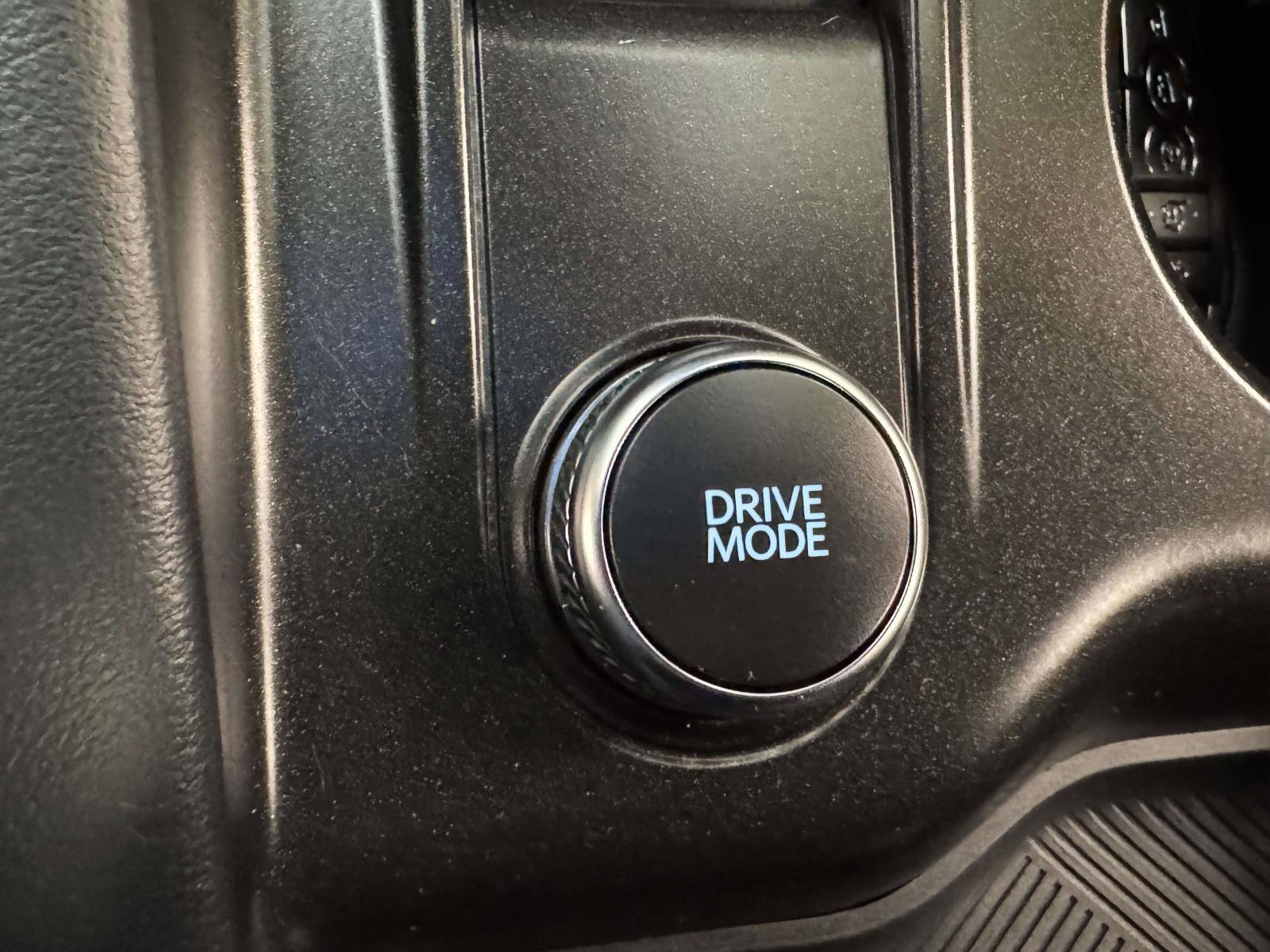 Certified 2026 Ford Explorer ST-Line w/ ST-Line Street Pack image 37