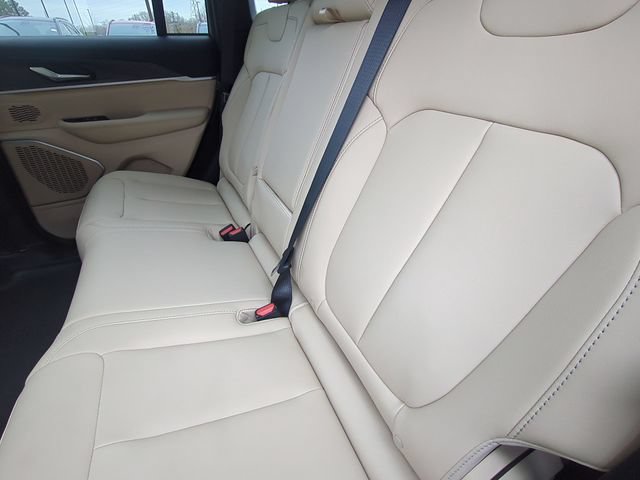 New 2026 Jeep Grand Cherokee Limited w/ Limited Altitude Package RWD image 28