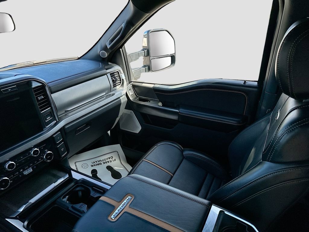 Used 2024 Ford F350 Platinum image 24