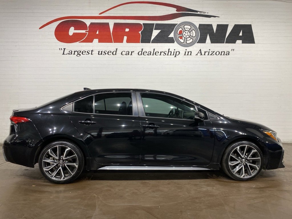 Used 2020 Toyota Corolla XSE image 1