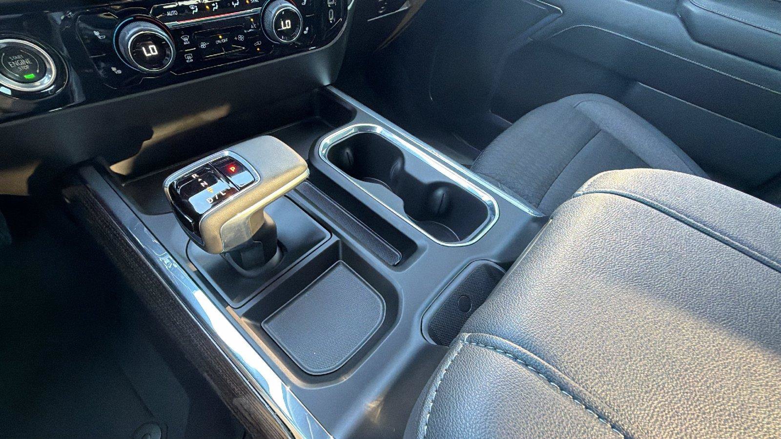 Used 2023 Chevrolet Silverado 1500 LT AWD/4WD image 28