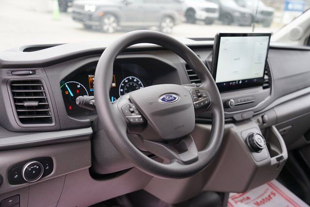 New 2024 Ford E-Transit 148 Medium Roof image 10