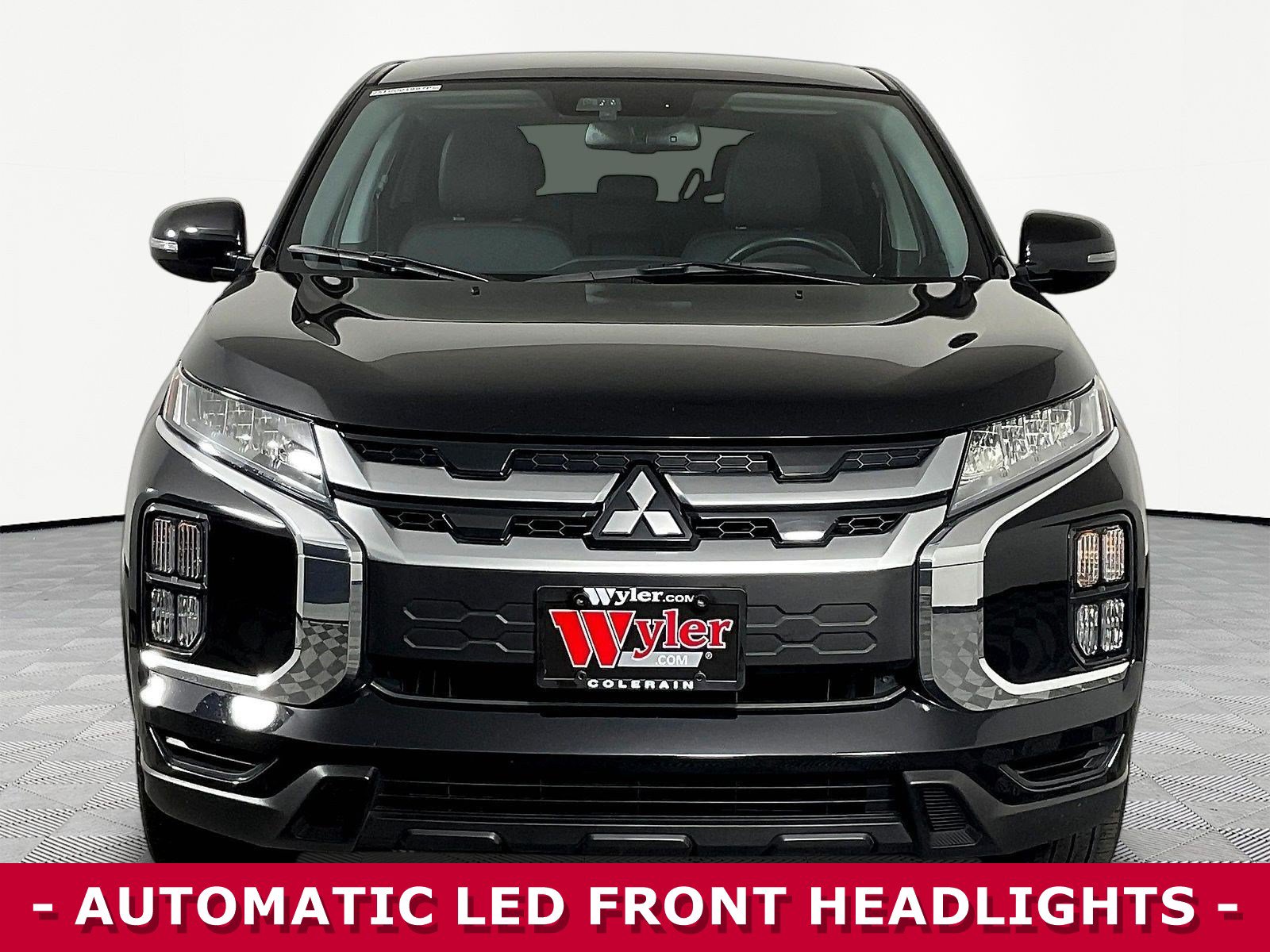 Used 2026 Mitsubishi Outlander Sport SE AWD/4WD image 2