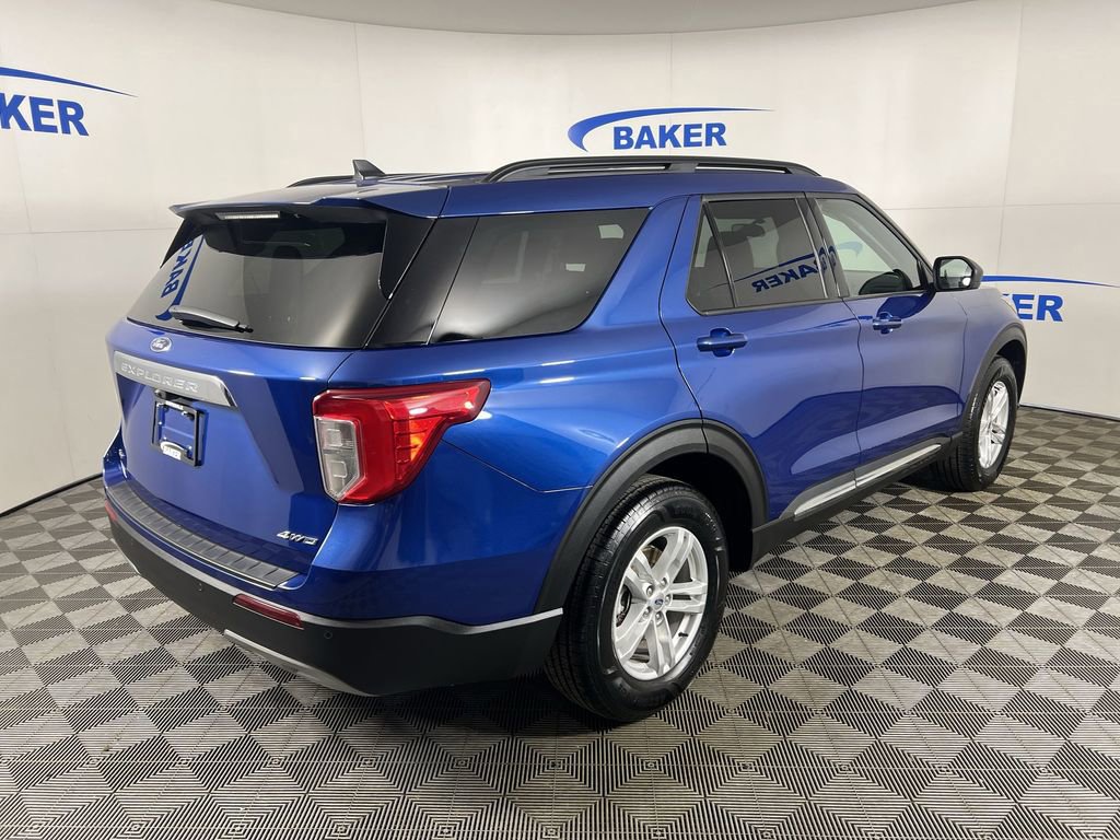 Used 2023 Ford Explorer XLT w/ Equipment Group 202A image 9