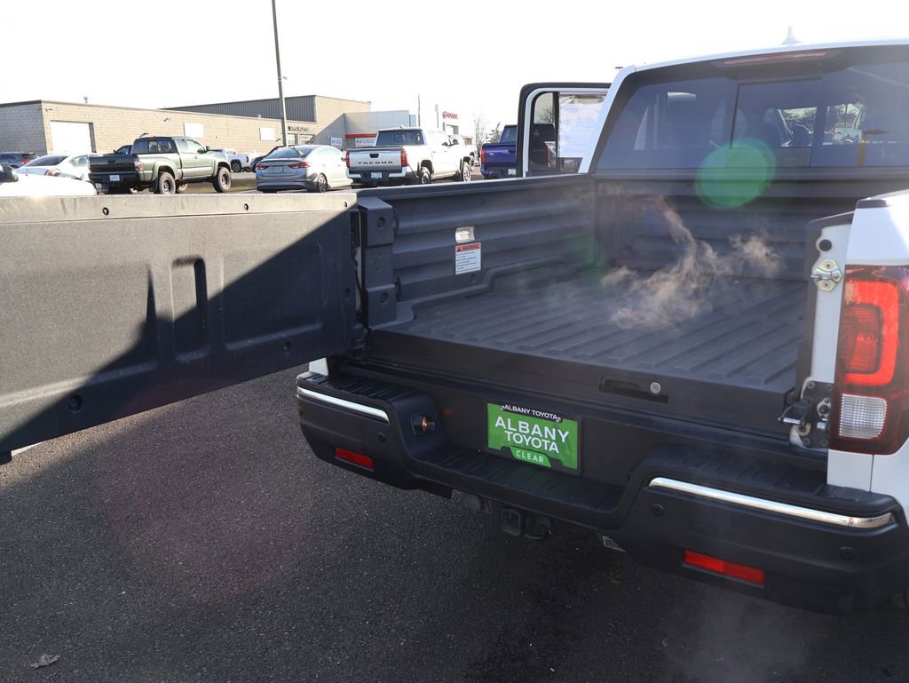 Used 2017 Honda Ridgeline RTL-E image 40