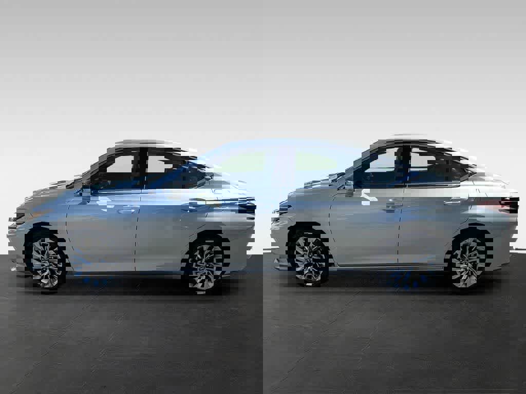 Used 2020 Lexus ES 350 w/ Luxury Package image 3