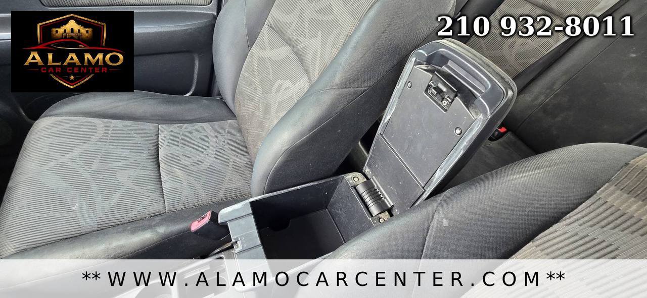 Used 2014 Scion xB FWD image 36
