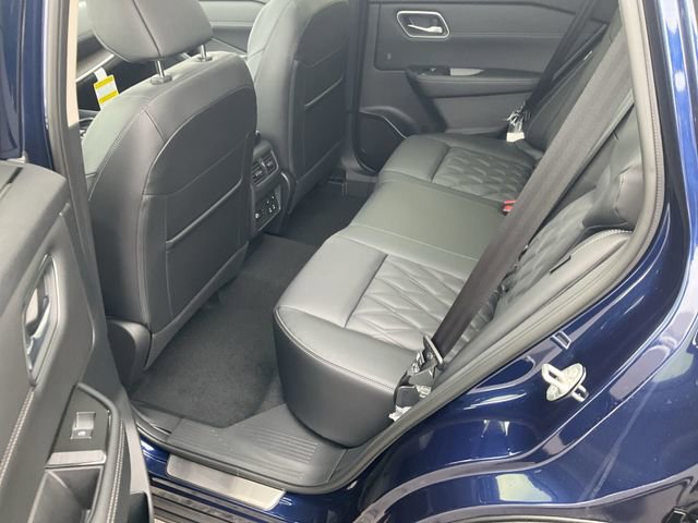 New 2026 Nissan Rogue Platinum w/ Platinum Premium Package image 13