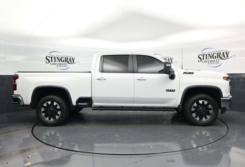 Used 2020 Chevrolet Silverado 2500 LT w/ Texas Edition AWD/4WD image 8