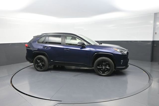 Certified 2019 Toyota RAV4 XSE w/ XSE Weather Package AWD/4WD image 39