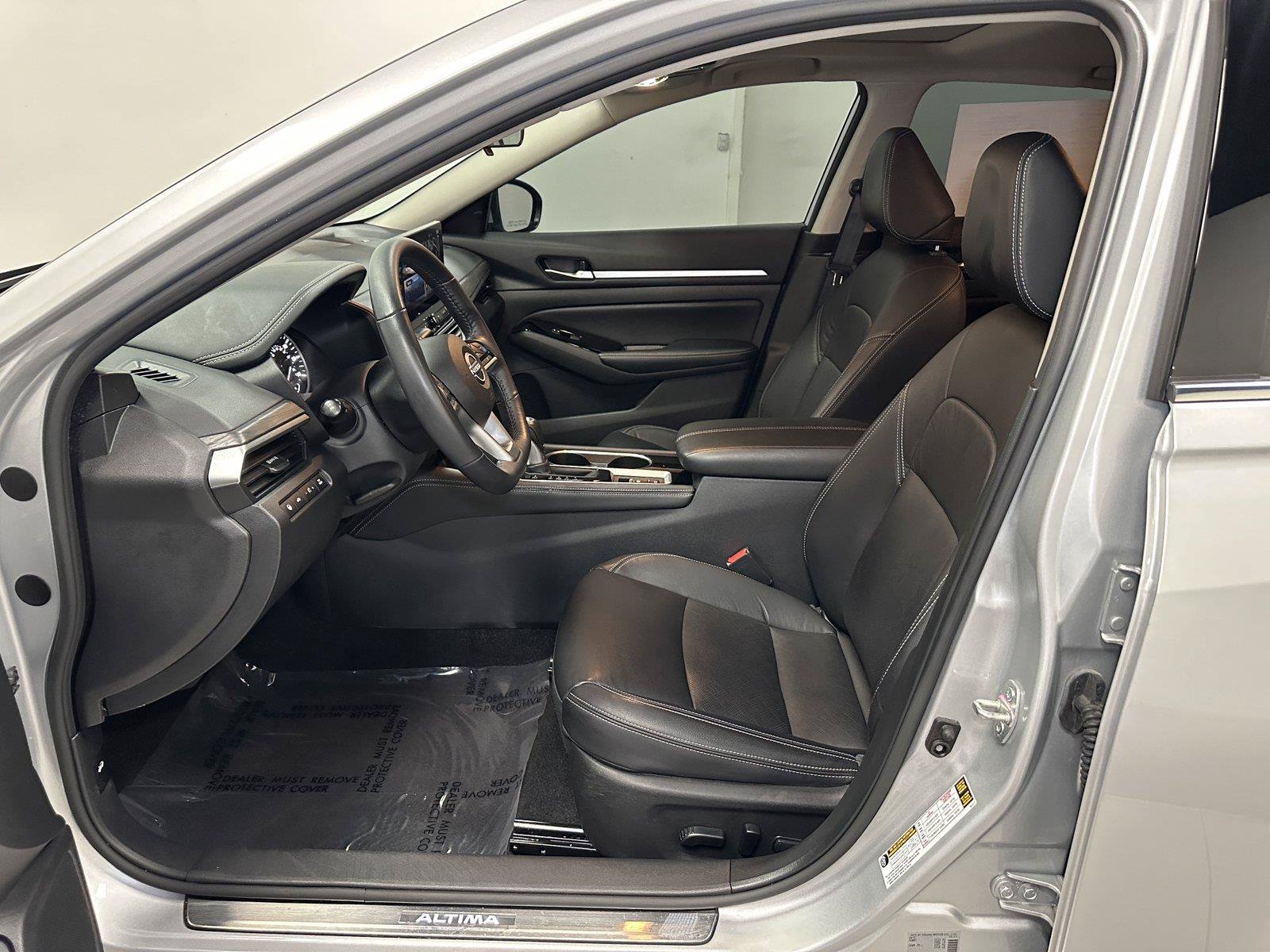 Used 2024 Nissan Altima 2.5 SL AWD/4WD image 23