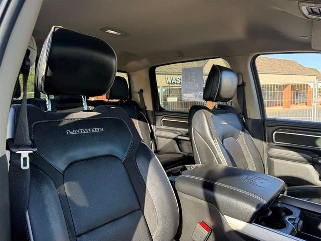 Used 2019 RAM 1500 Laramie AWD/4WD image 13