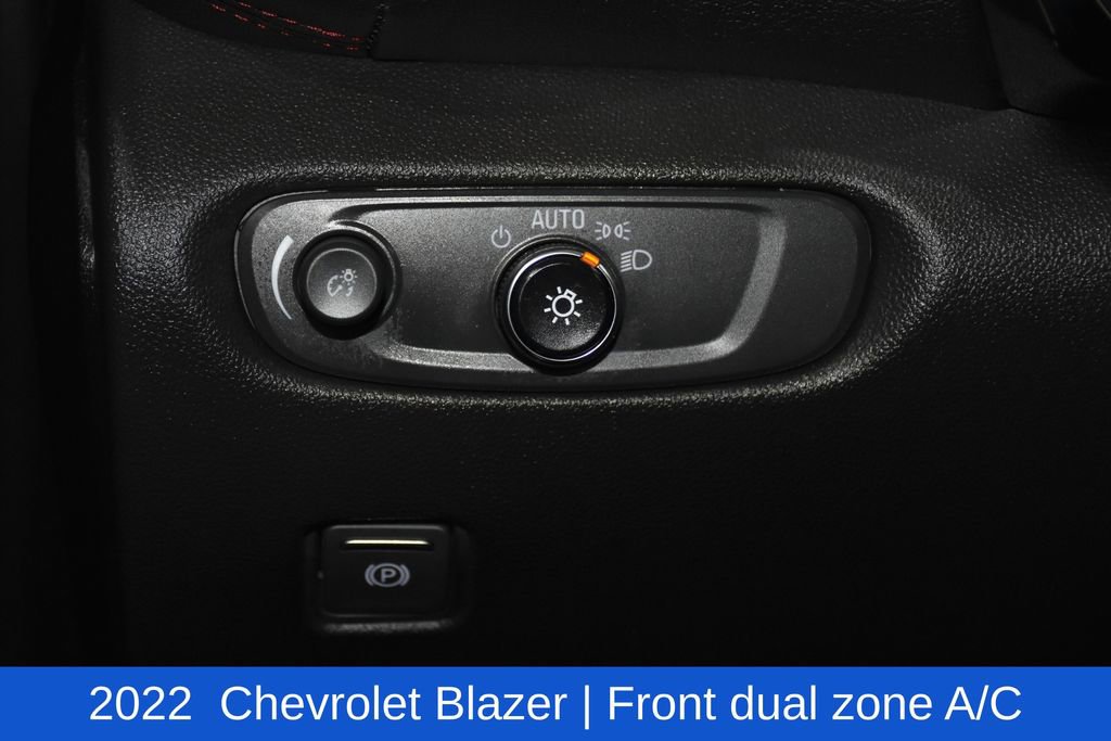 Used 2022 Chevrolet Blazer RS w/ Enhanced Convenience Package image 9