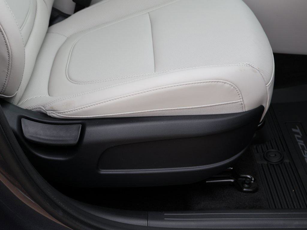 New 2025 Hyundai Tucson SEL image 11
