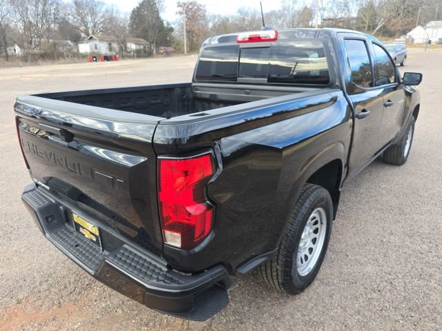 Used 2024 Chevrolet Colorado W/T w/ WT Convenience Package image 6