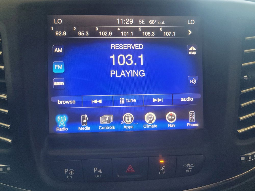 Used 2015 Chrysler 200 C w/ Navigation & Sound Group I FWD image 25