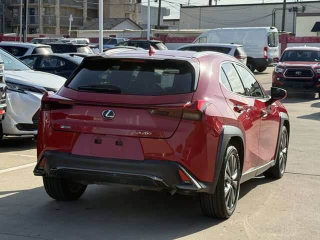 Used 2019 Lexus UX 200 F Sport FWD image 4