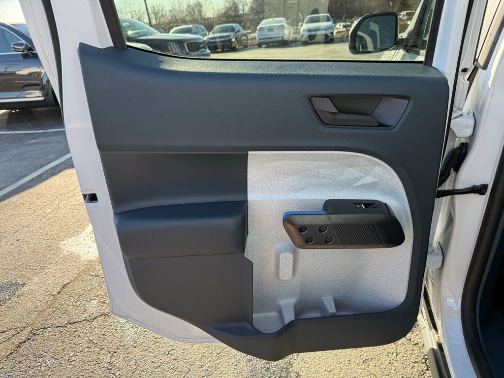 Used 2025 Ford Maverick XLT w/ XLT Luxury Package image 11