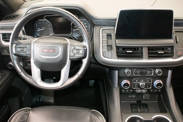 Used 2021 GMC Yukon XL SLT w/ SLT Luxury Plus Package RWD image 18