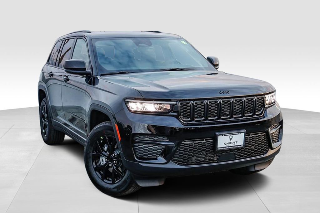 New 2025 Jeep Grand Cherokee Altitude image 2