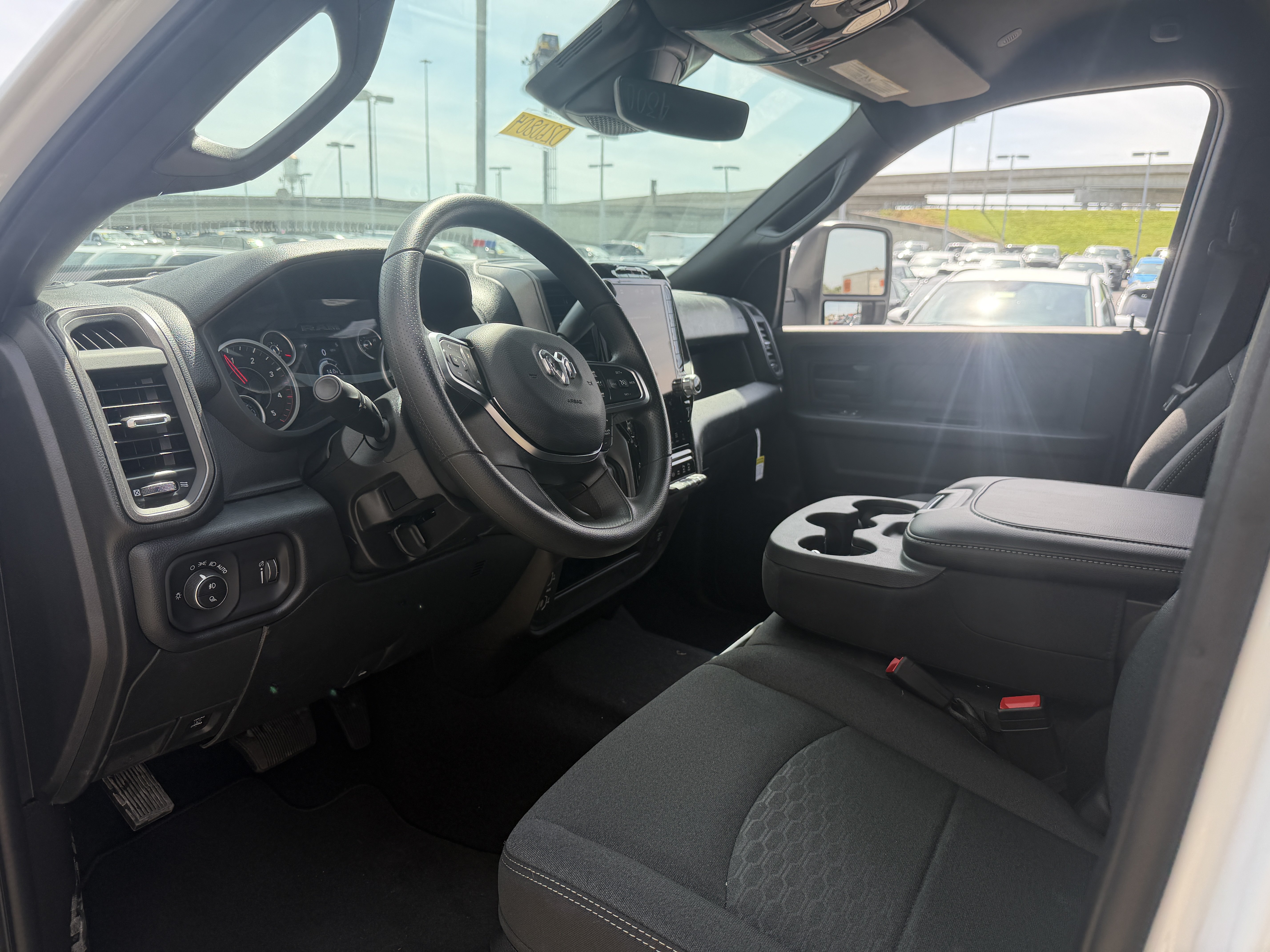 New 2026 RAM 3500 Tradesman AWD/4WD image 30