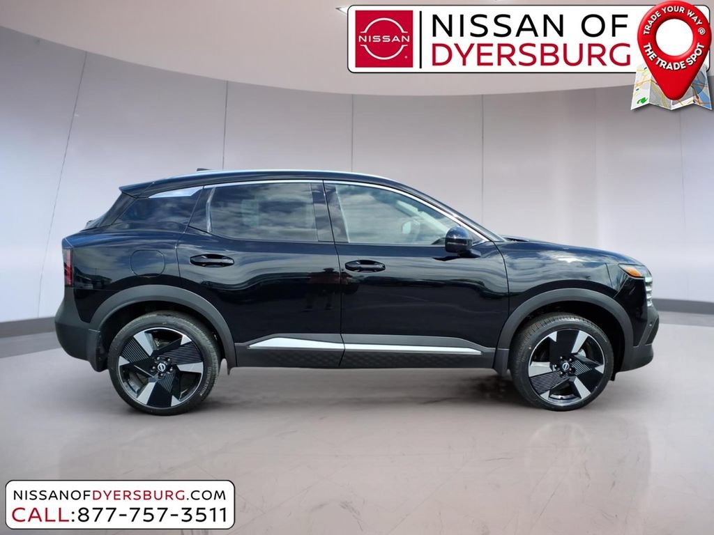 New 2026 Nissan Kicks SR FWD image 2