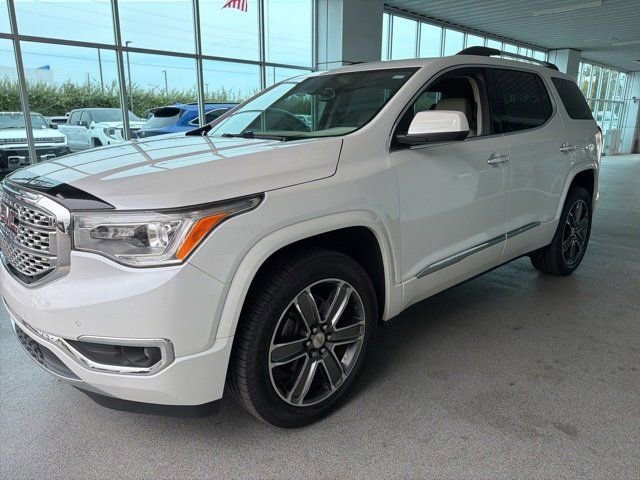 Used 2019 GMC Acadia Denali w/ Technology Package image 3