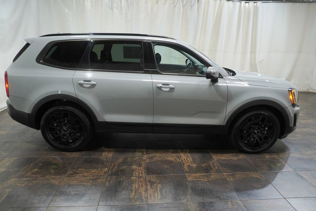 Used 2022 Kia Telluride EX w/ EX Premium Package AWD/4WD image 4