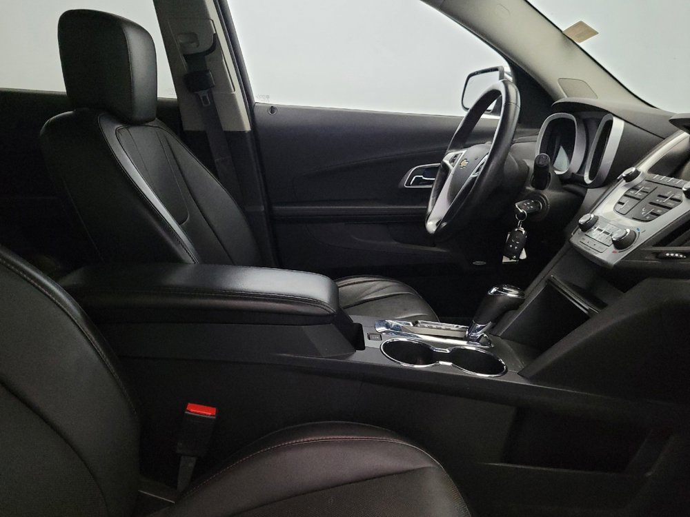 Used 2016 Chevrolet Equinox LTZ w/ Enhanced Convenience Package AWD/4WD image 21