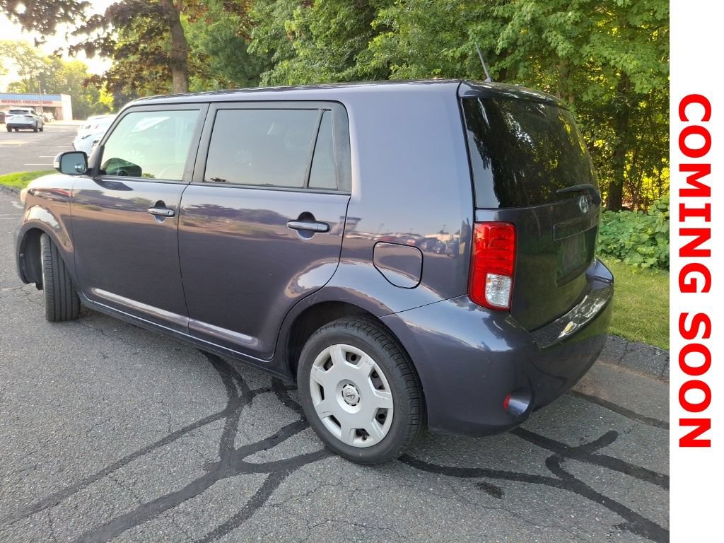 Used 2012 Scion xB FWD image 8