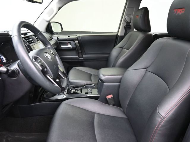 Used 2020 Toyota 4Runner Venture w/ Moonroof Package image 17