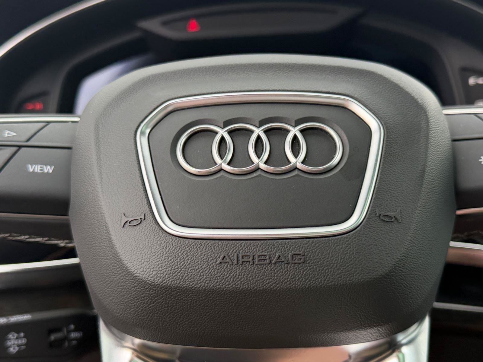 Used 2025 Audi Q8 Prestige AWD/4WD image 29