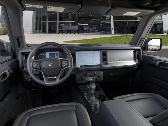 New 2025 Ford Bronco Outer Banks image 9