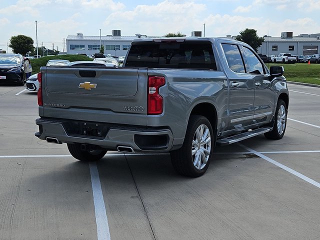 Used 2024 Chevrolet Silverado 1500 High Country w/ High Country Premium Package RWD image 5