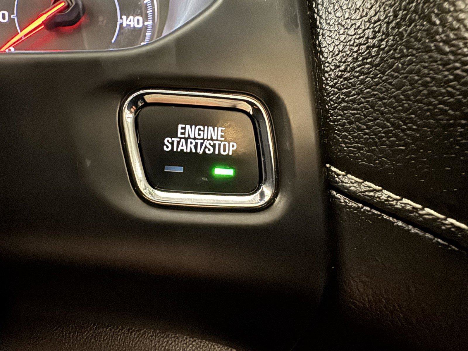 Used 2023 GMC Acadia SLT FWD image 17