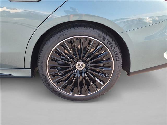New 2026 Mercedes-Benz E 450 4MATIC Sedan image 9