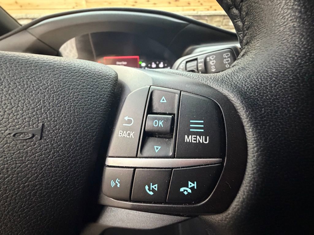 Used 2020 Ford Explorer XLT w/ Comfort Package image 23