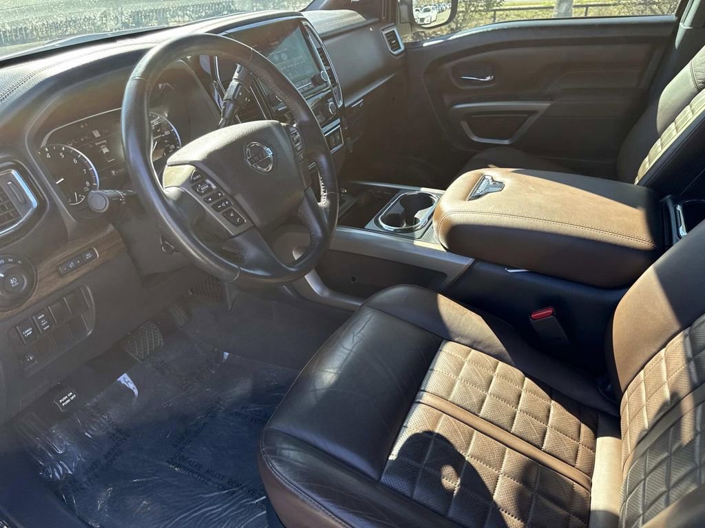 Certified 2022 Nissan Titan Platinum Reserve w/ Moonroof Package image 22
