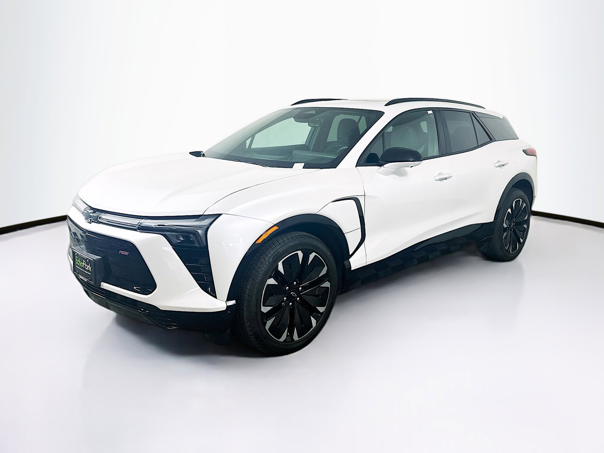 Used 2024 Chevrolet Blazer EV RS RWD image 3