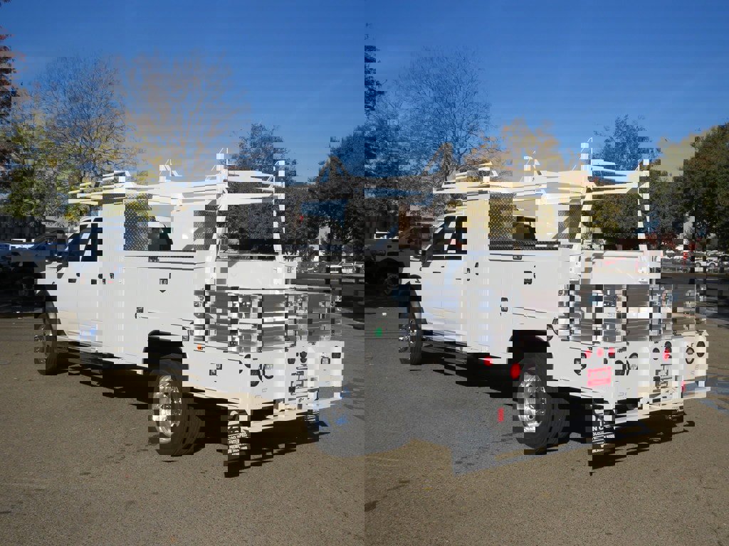 New 2023 RAM 4500 Tradesman w/ Chrome Appearance Group image 16