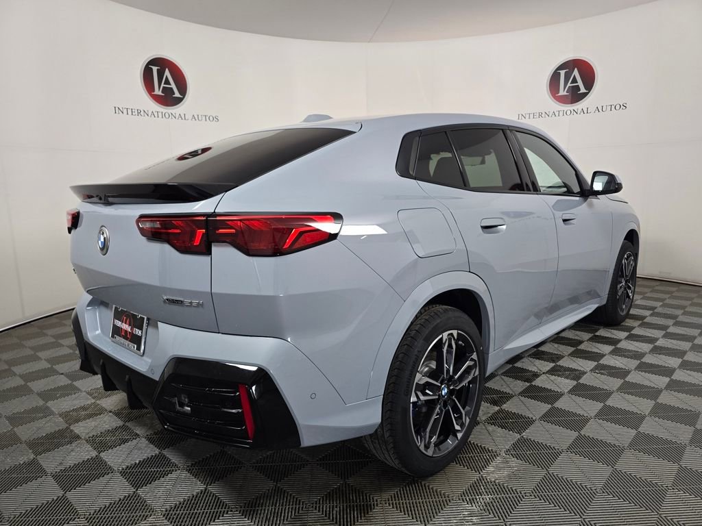 New 2026 BMW X2 xDrive28i w/ M Sport Package AWD/4WD image 4
