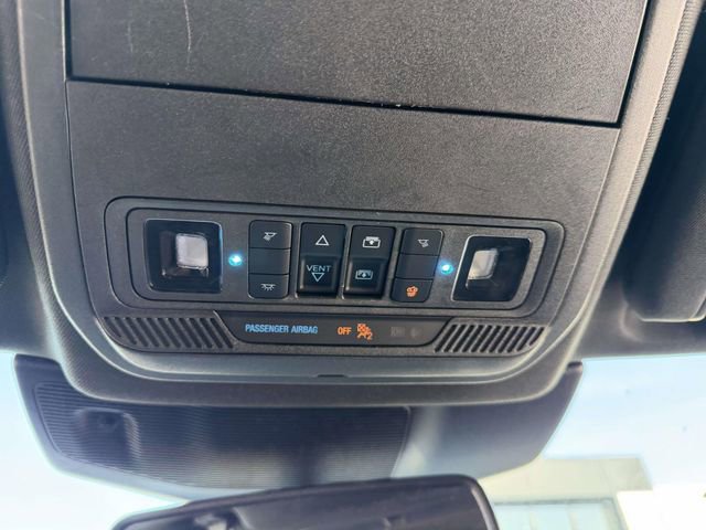 Used 2020 Ford Explorer Limited image 31