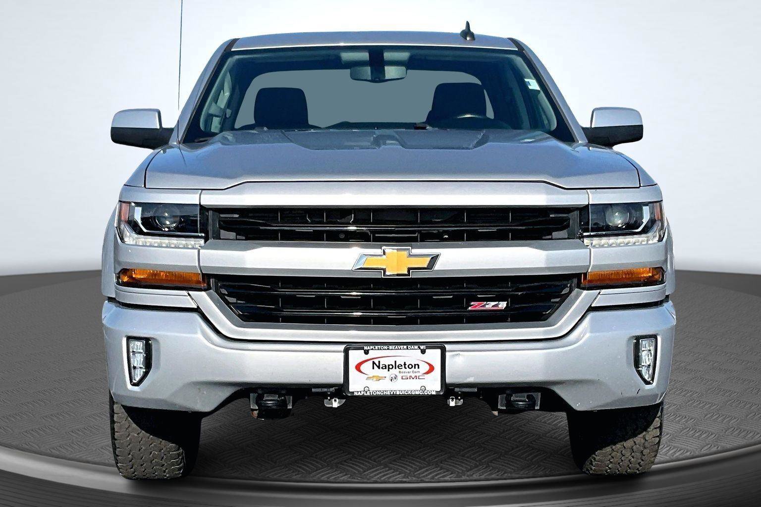 Used 2019 Chevrolet Silverado 1500 LT w/ All Star Edition image 3