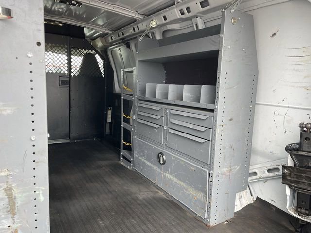 Used 2018 Chevrolet Express 3500 image 11
