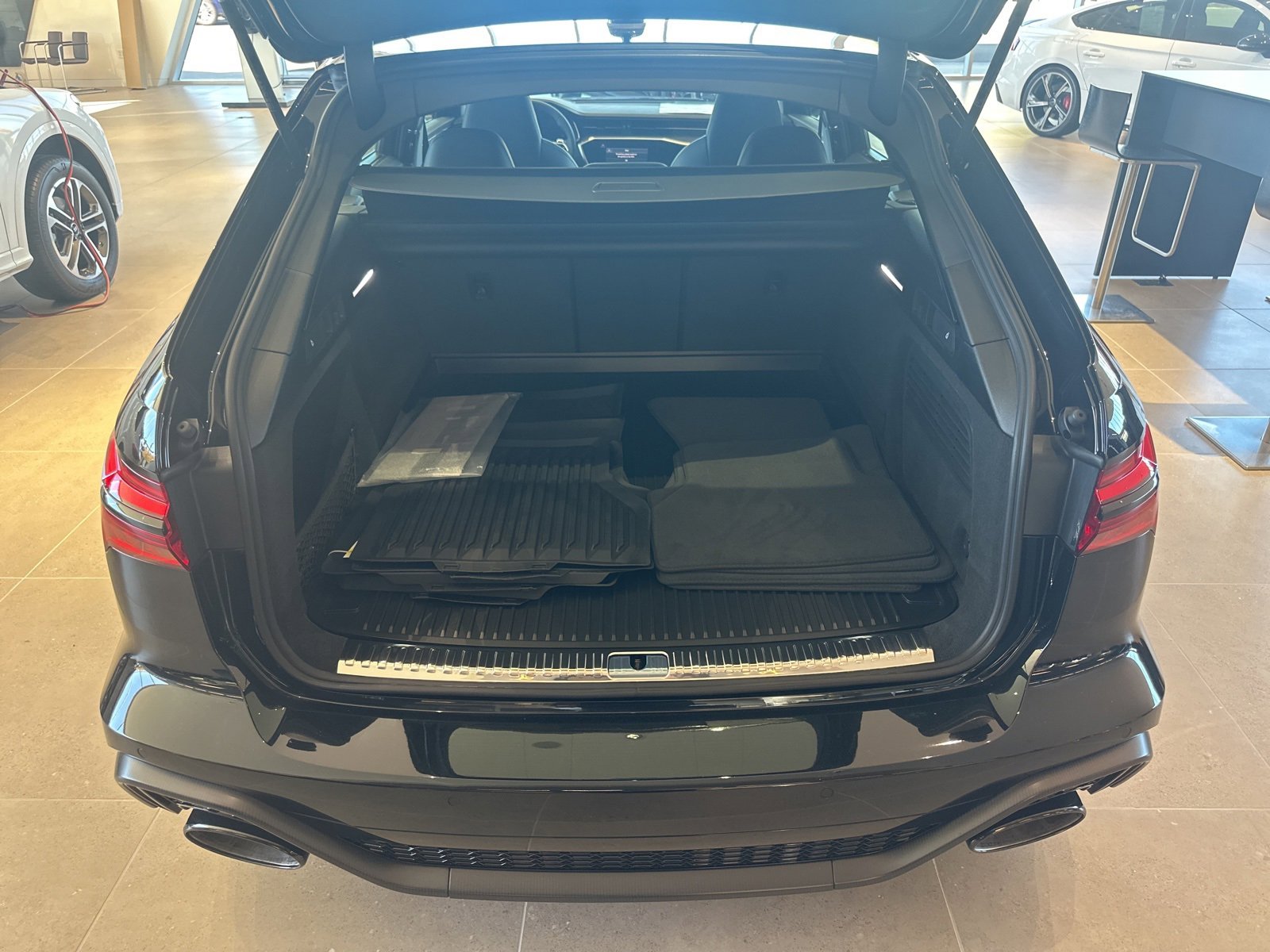 New 2025 Audi RS 6 performance image 20